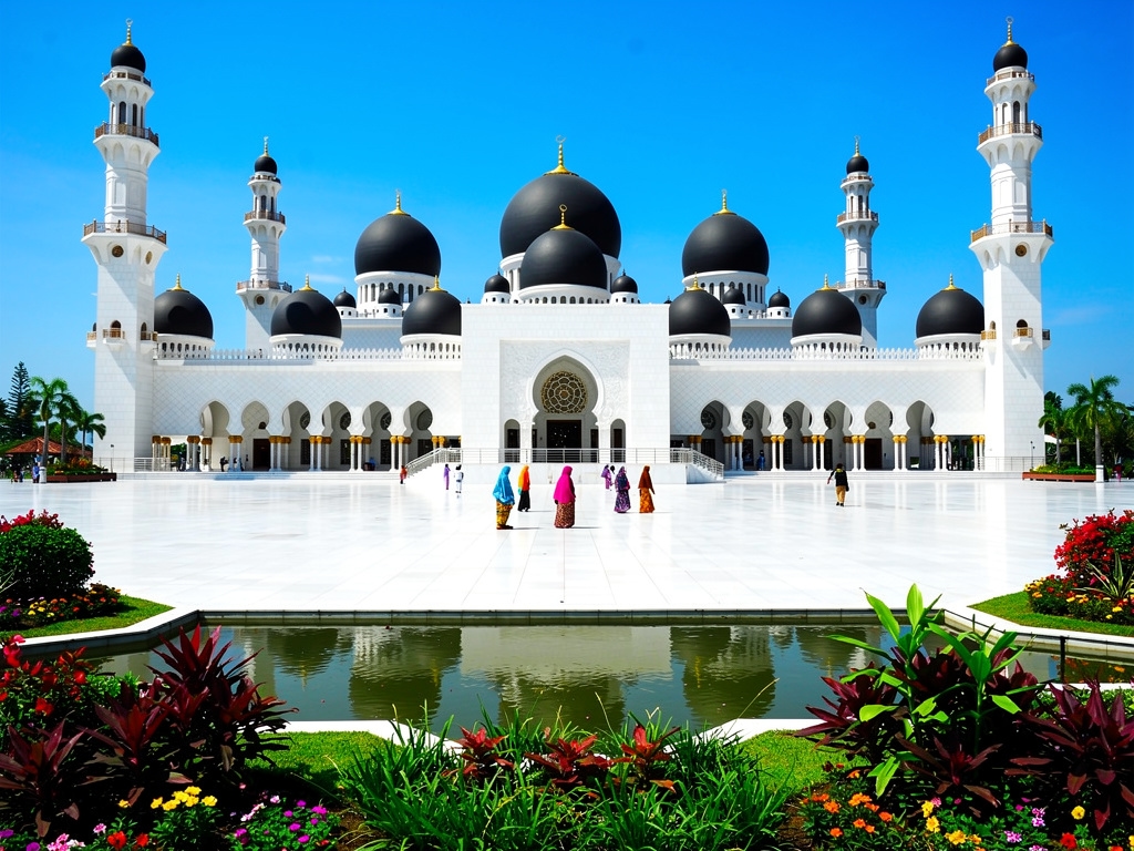 Masjid Raya Baiturrahman di Banda Aceh dengan arsitektur Mughal dan halaman yang luas